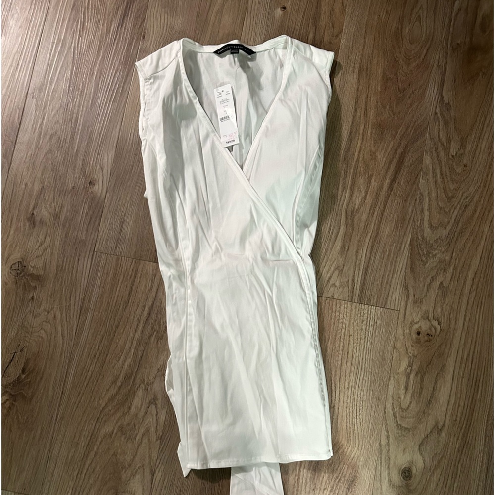 White House black market blouse